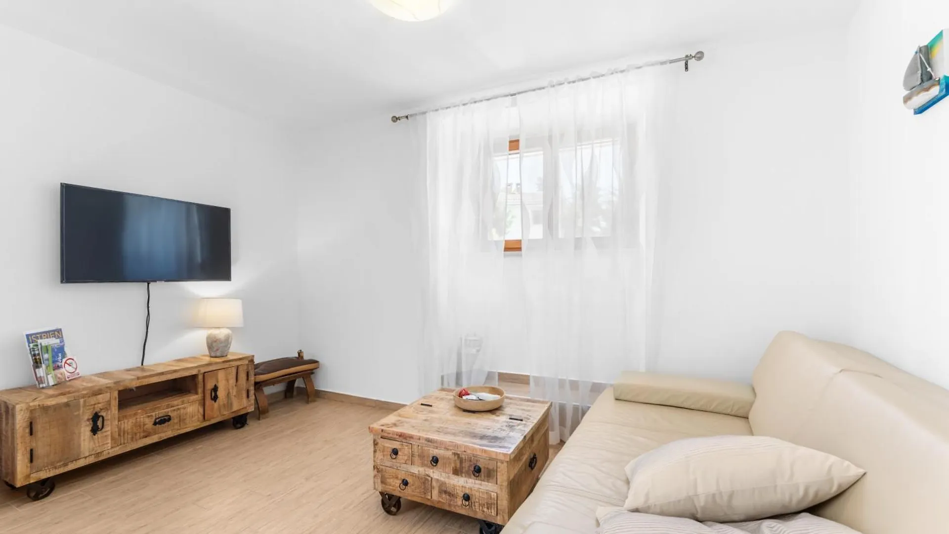 Vesna Branka Villa Pican