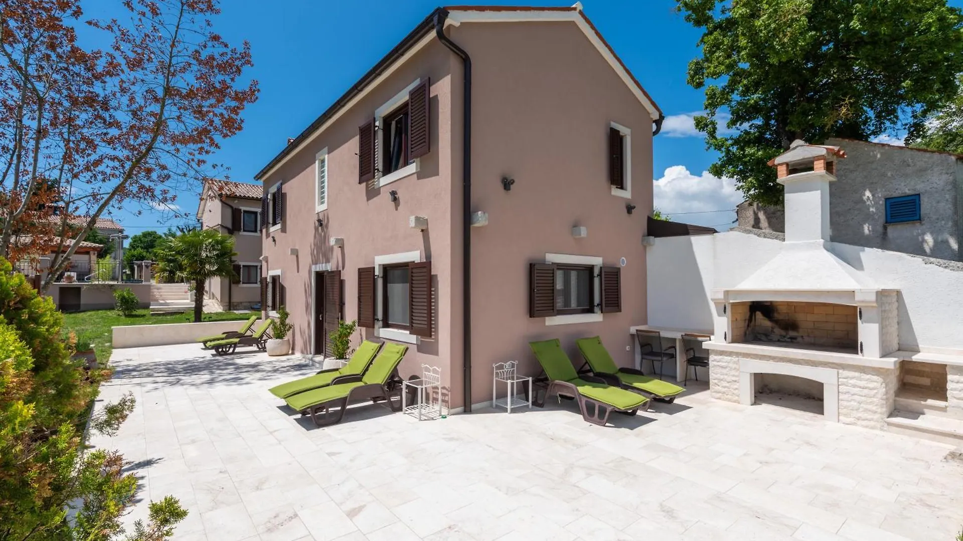 Vesna Branka Villa Pican