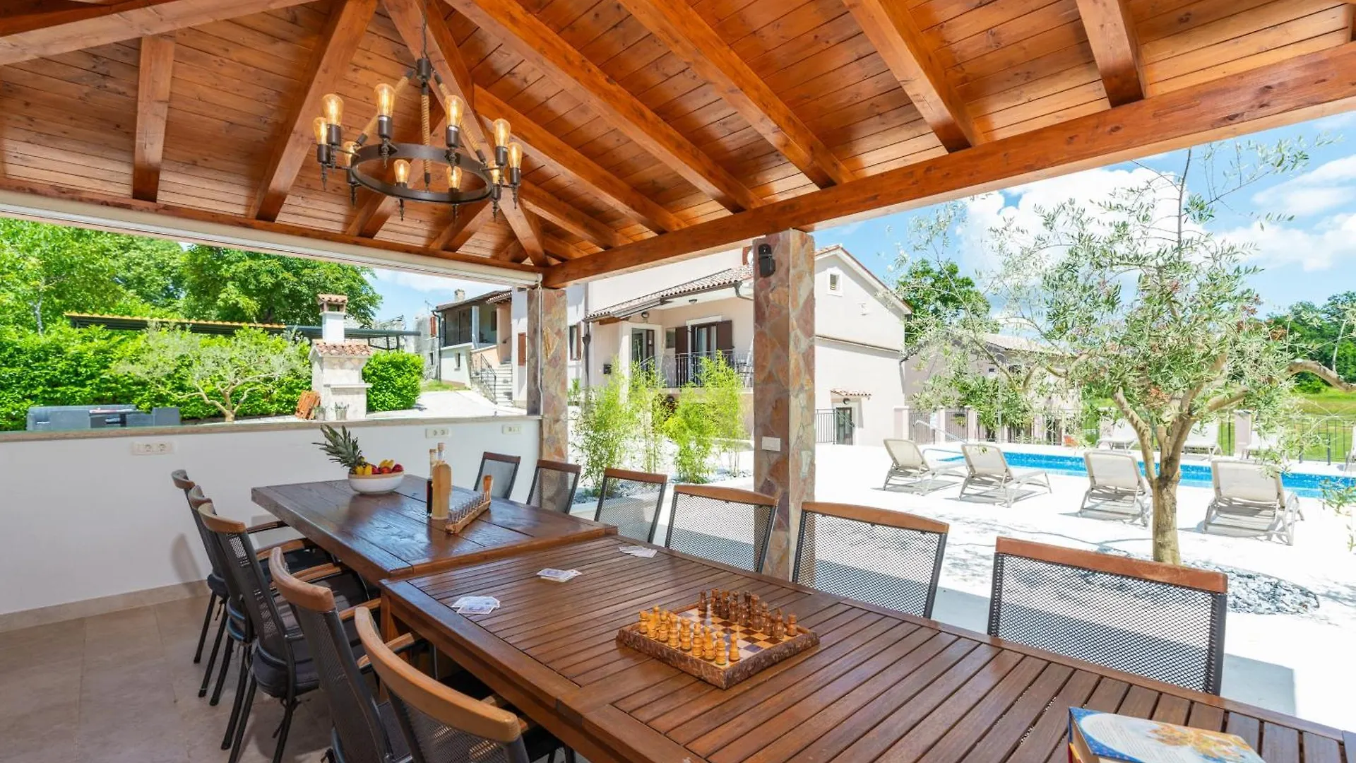 Vila Vesna Branka Pićan 0*,