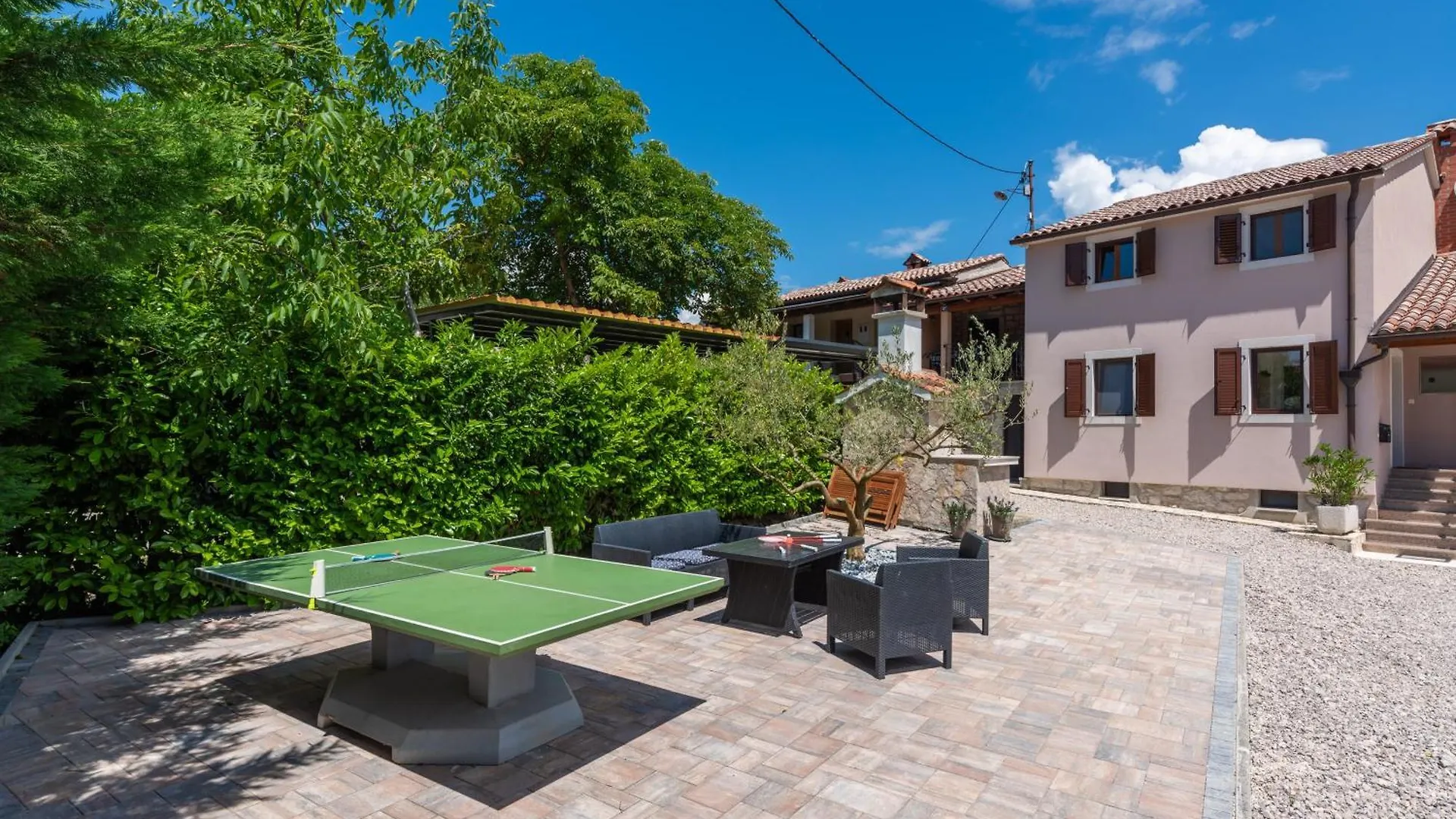 Vesna Branka Villa Pican