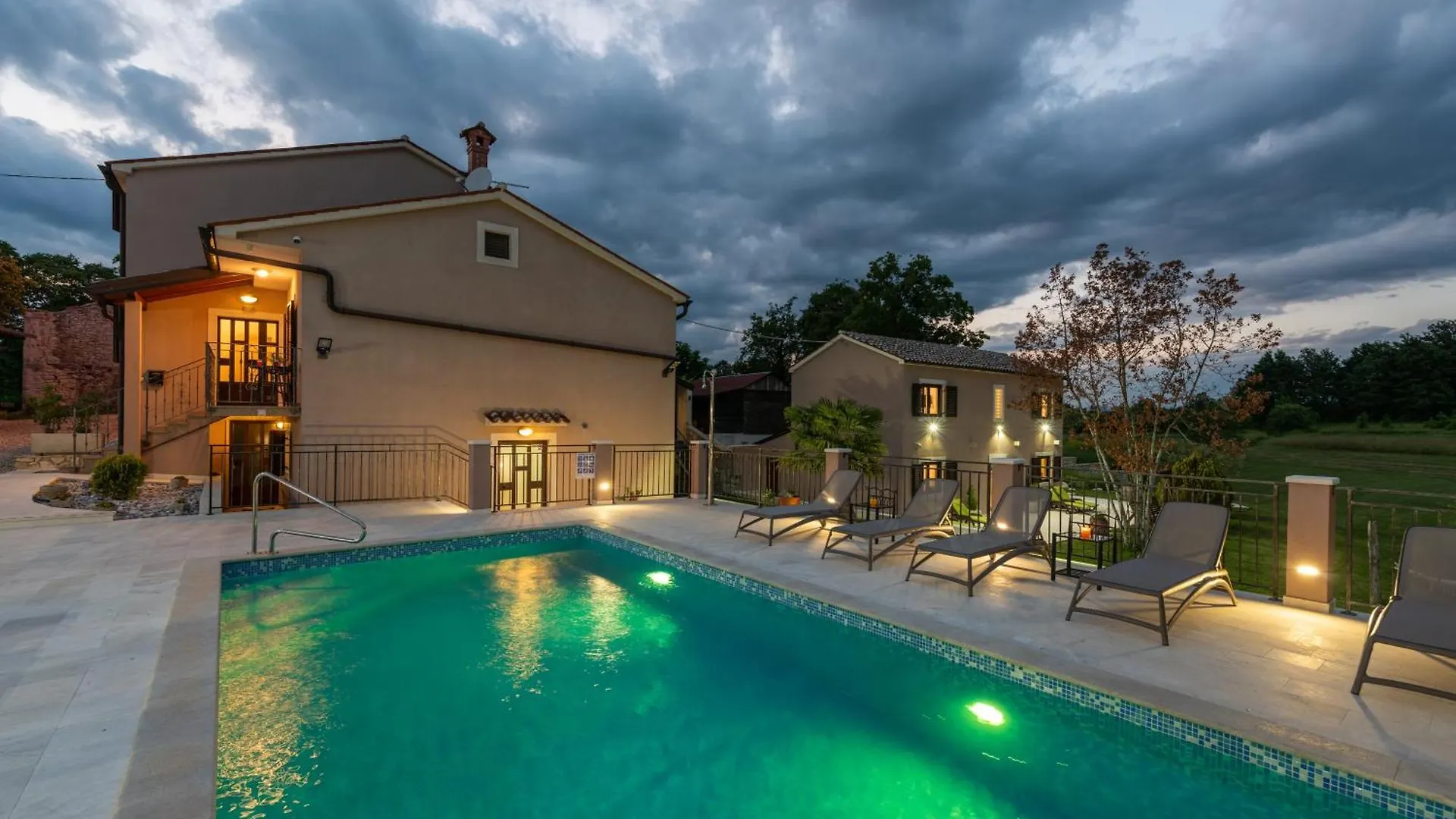 Vesna Branka Villa Pican