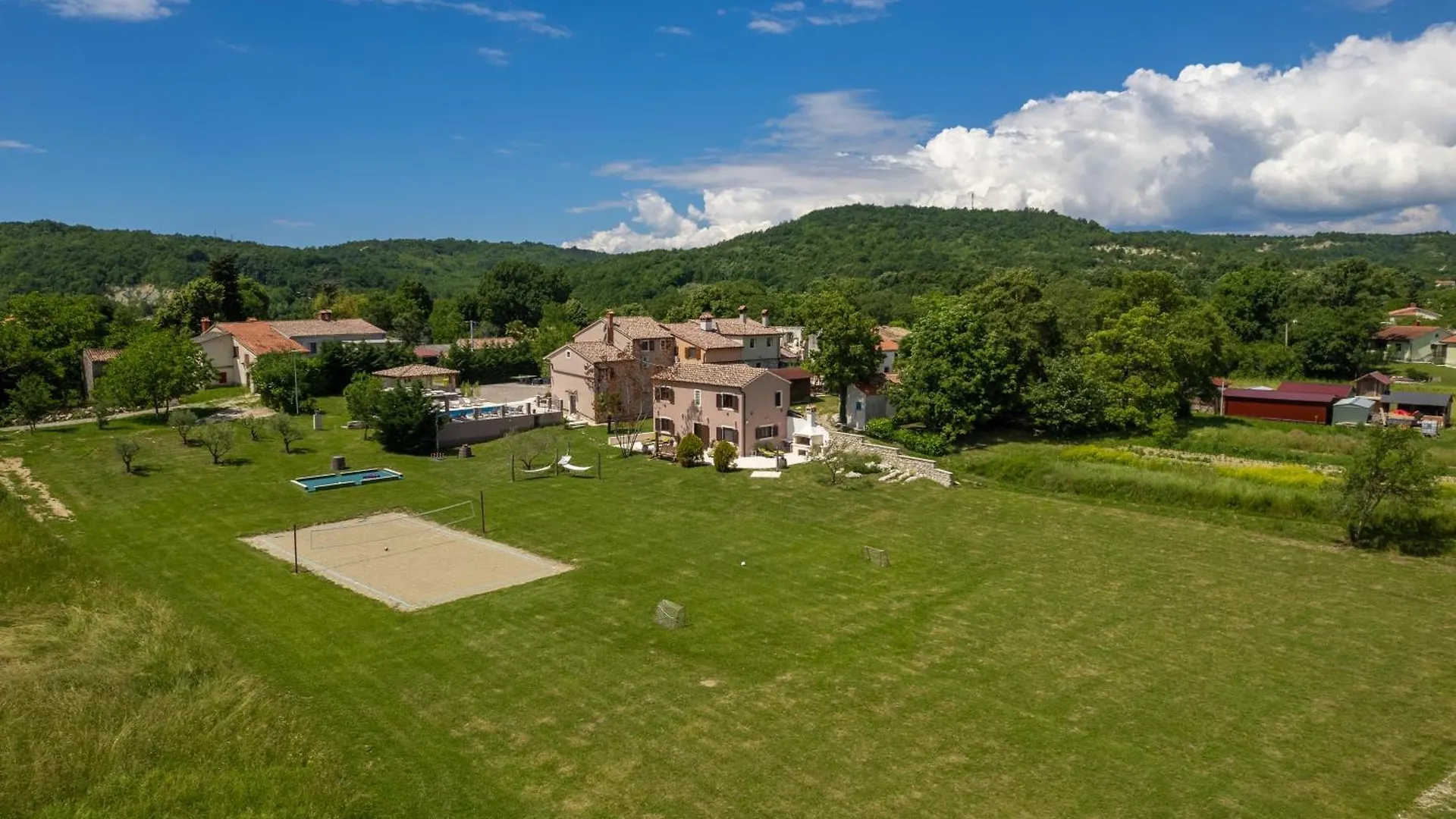 Vesna Branka Villa Pican