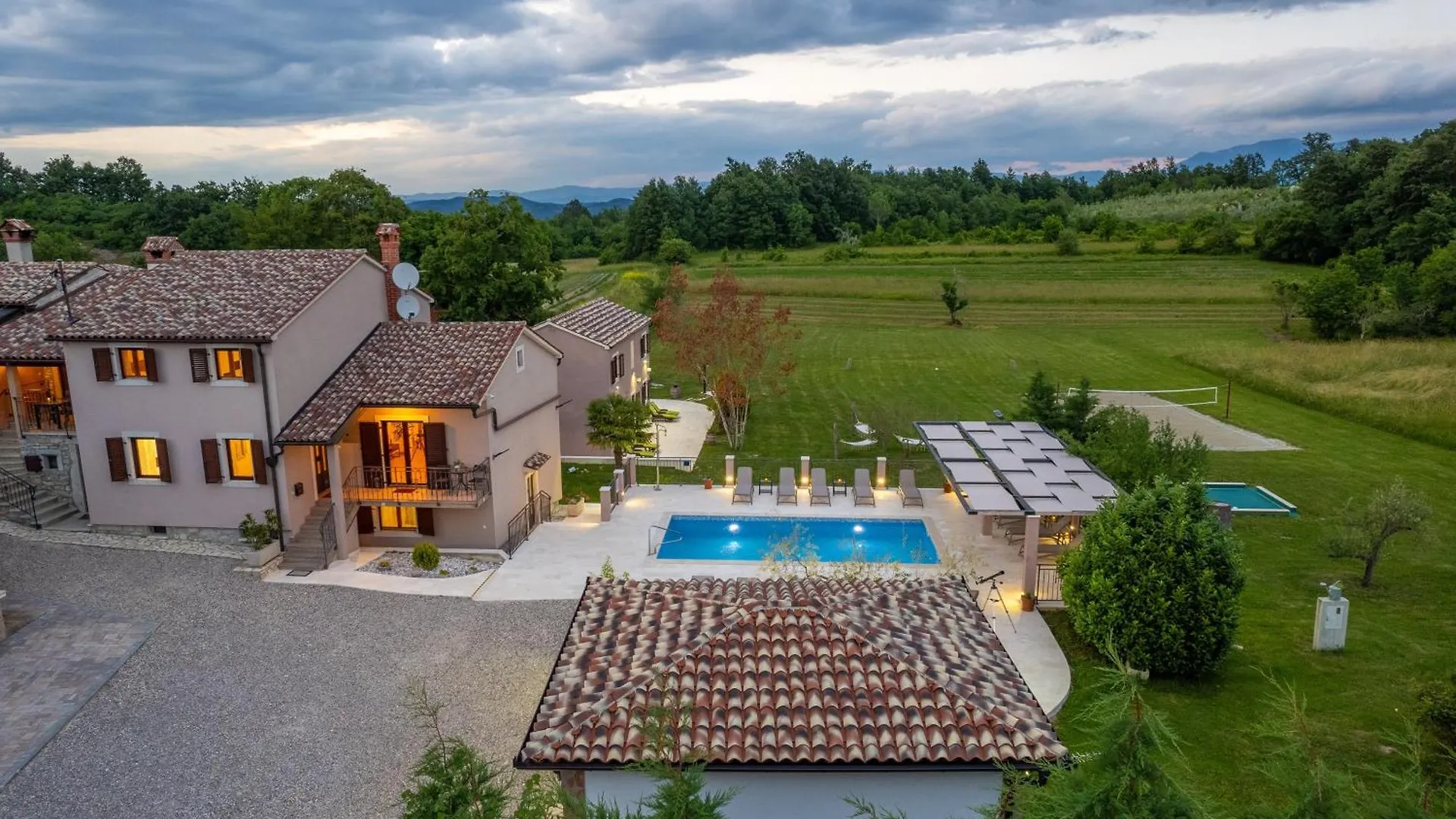 Vesna Branka Villa Pican