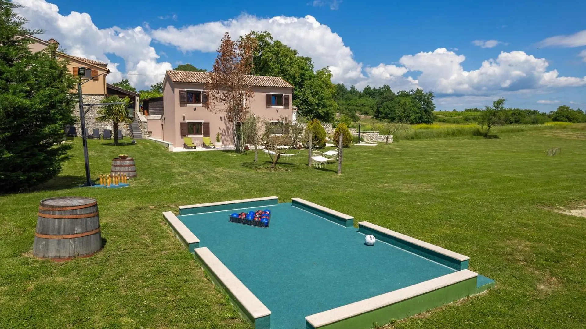 Vesna Branka Villa Pican Croatia