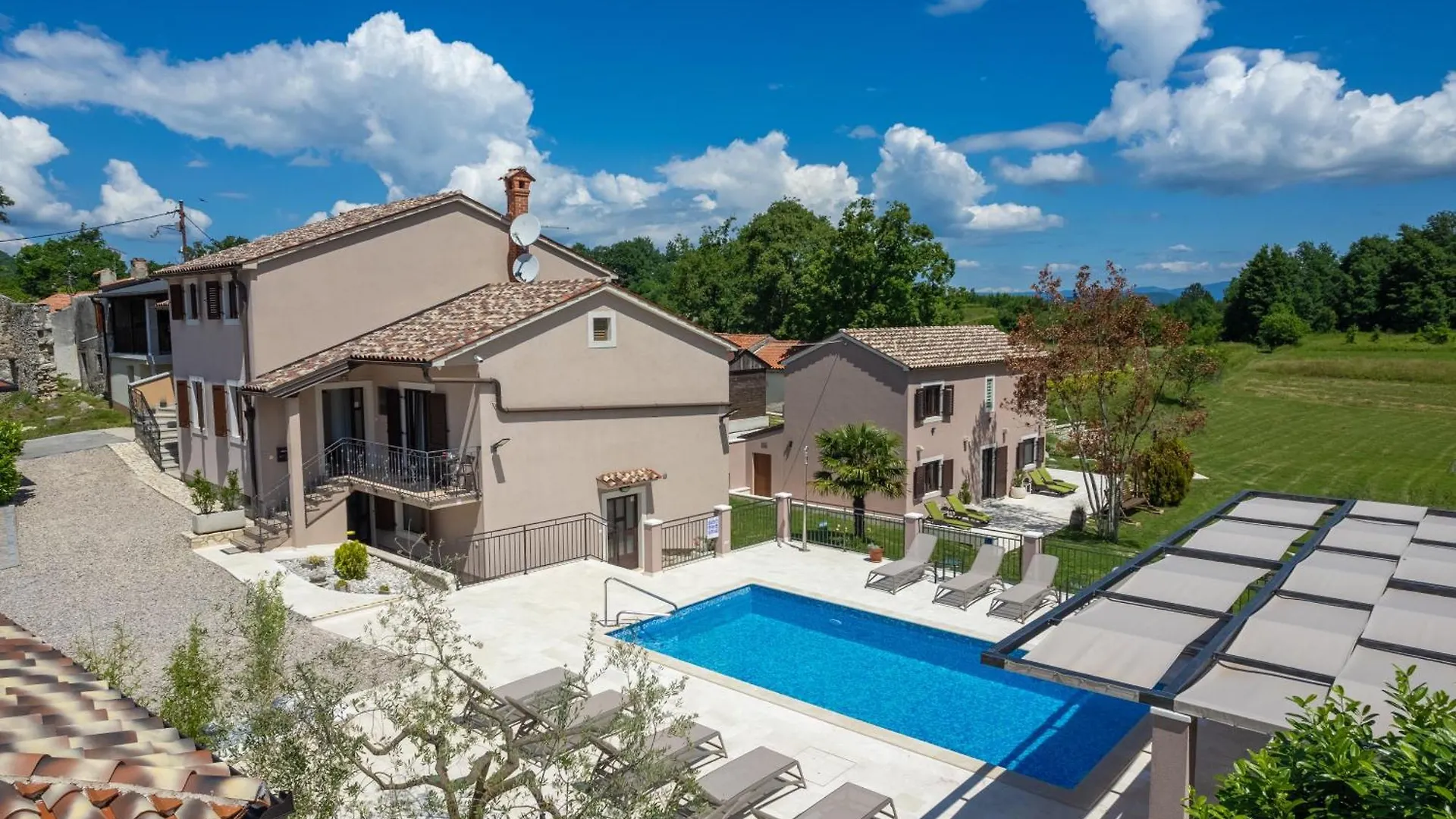 Vesna Branka Villa Pican