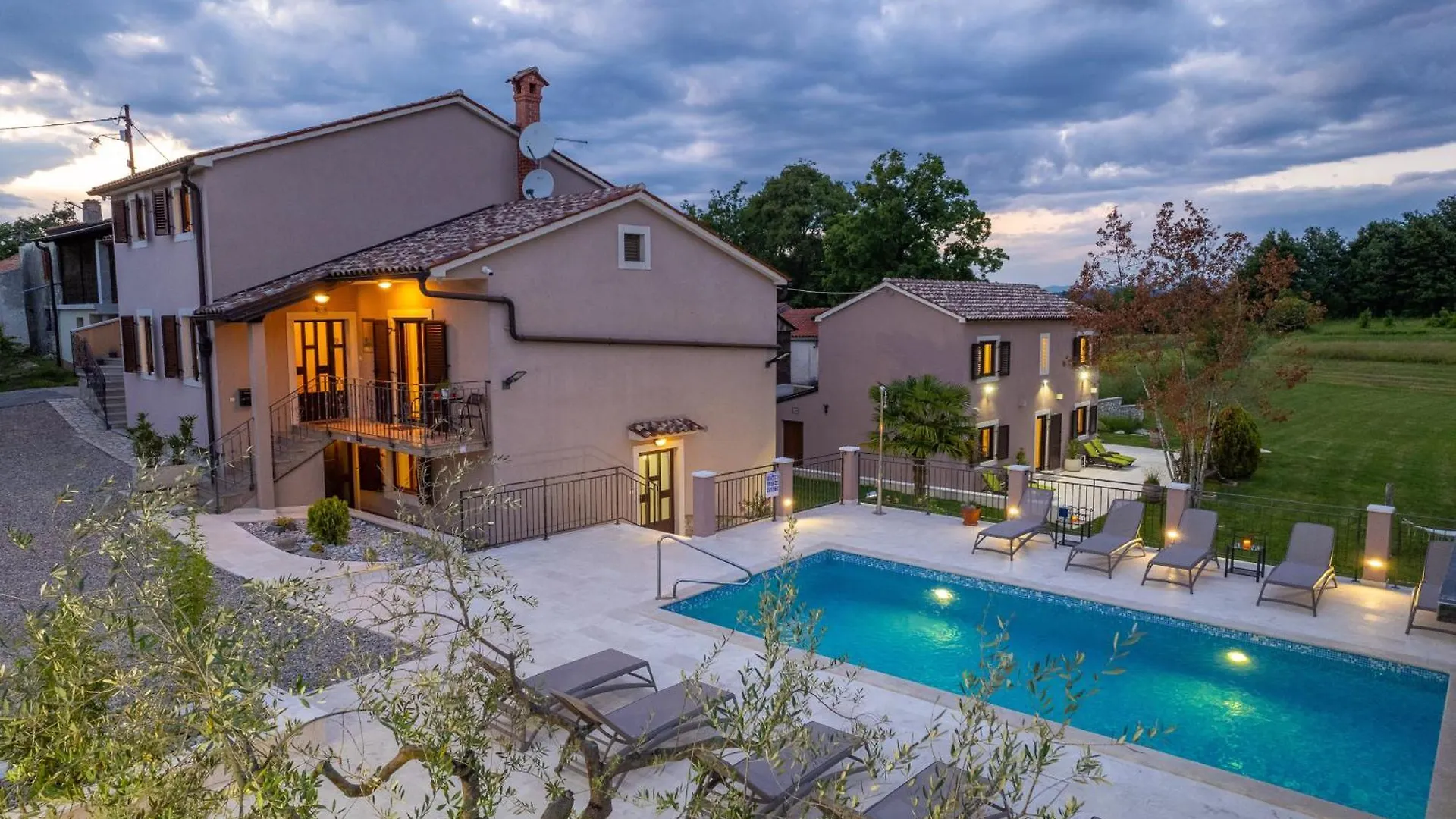 Vesna Branka Villa Pican