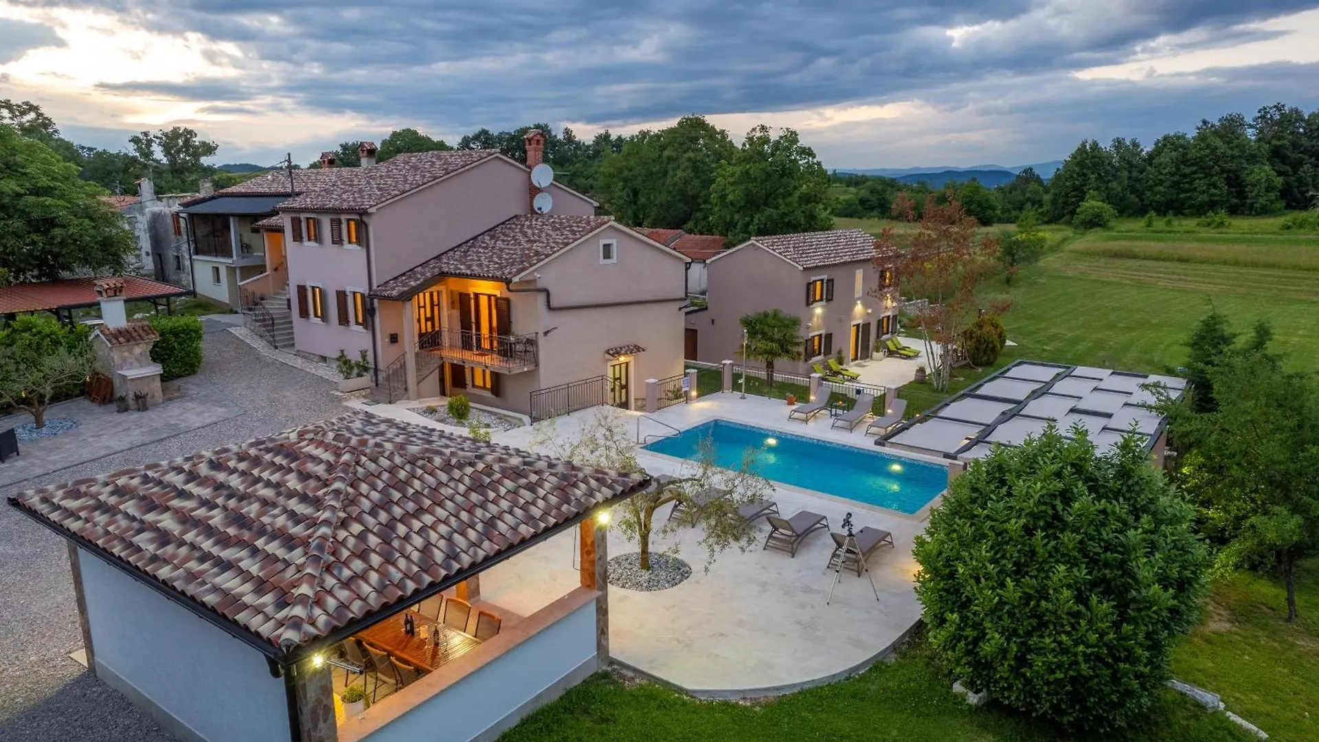 Vesna Branka Villa Pican