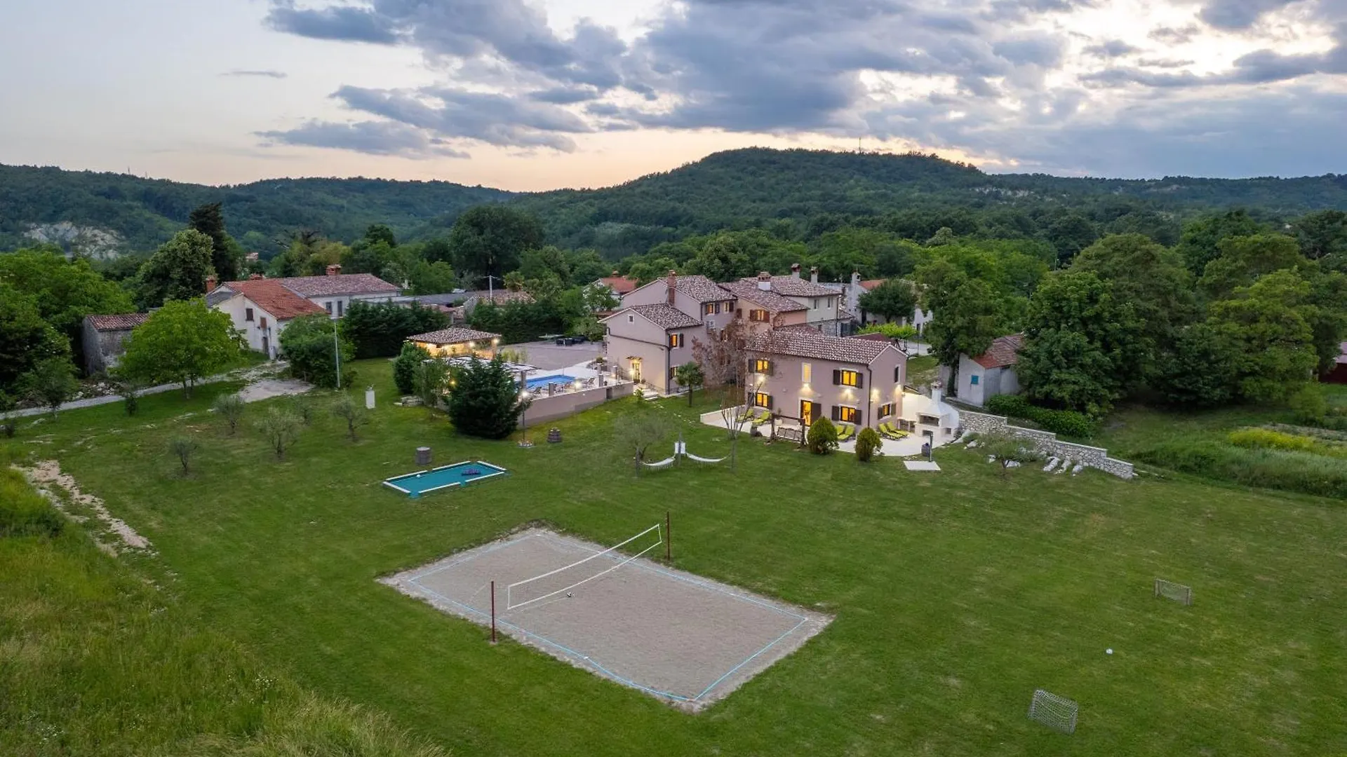 Vesna Branka Villa Pican
